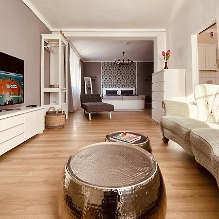 Casa Rehse I Stilvolles Apartment I 24H-Self-Check-In I Kostenlos Parken & Wlan I 55-Zoll-Smart&Kabel-Tv I Oepnv แอร์ฟวร์ท ภายนอก รูปภาพ