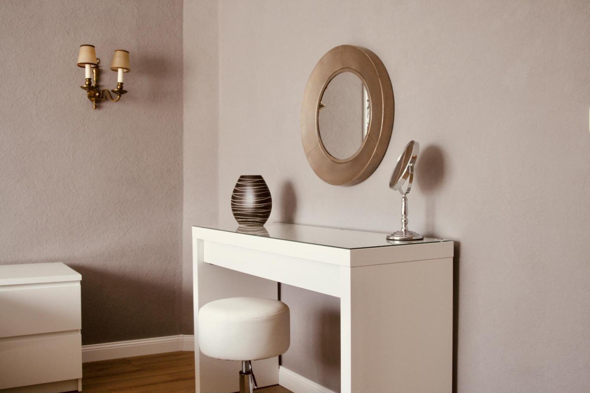 Casa Rehse I Stilvolles Apartment I 24H-Self-Check-In I Kostenlos Parken & Wlan I 55-Zoll-Smart&Kabel-Tv I Oepnv แอร์ฟวร์ท ภายนอก รูปภาพ